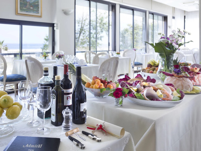 media.Slide-Ristorante-7-Hotel-Admiral-Riccione
