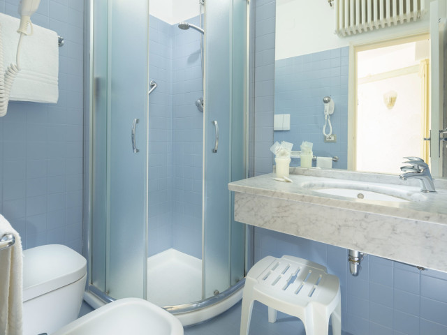 media.Gallery-Camere-Bellevue-Standard-2-Hotel-Admiral-Riccione